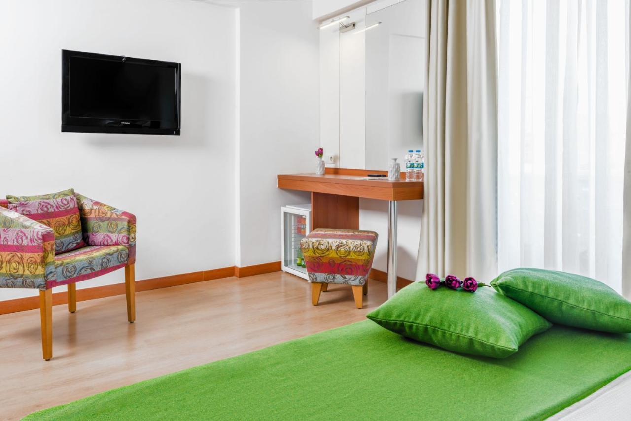 Ege Tulip Cesme Hotell Exteriör bild