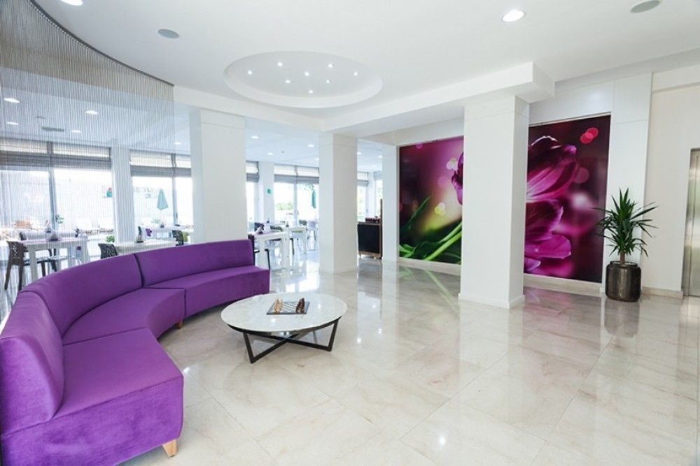 Ege Tulip Cesme Hotell Exteriör bild