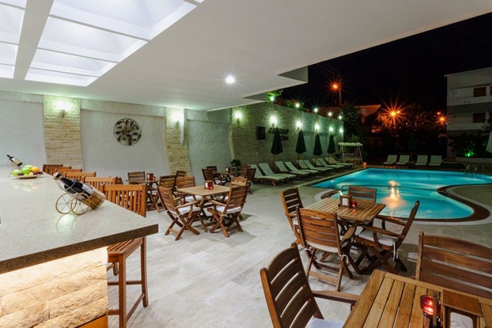 Ege Tulip Cesme Hotell Exteriör bild