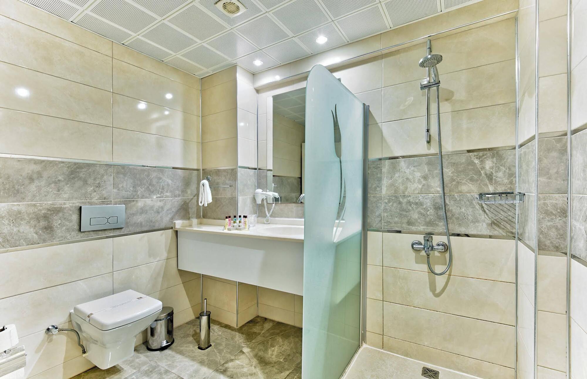 Ege Tulip Cesme Hotell Exteriör bild
