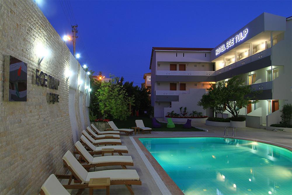 Ege Tulip Cesme Hotell Exteriör bild